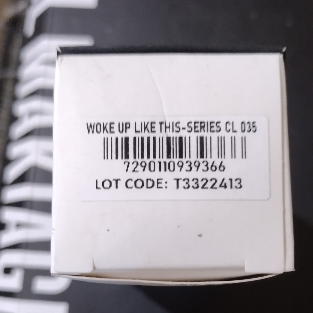 IL MAKIAGE Woke Up Likke This Series 35 Fair Skin Tone Foundation - Picture 2 of 2